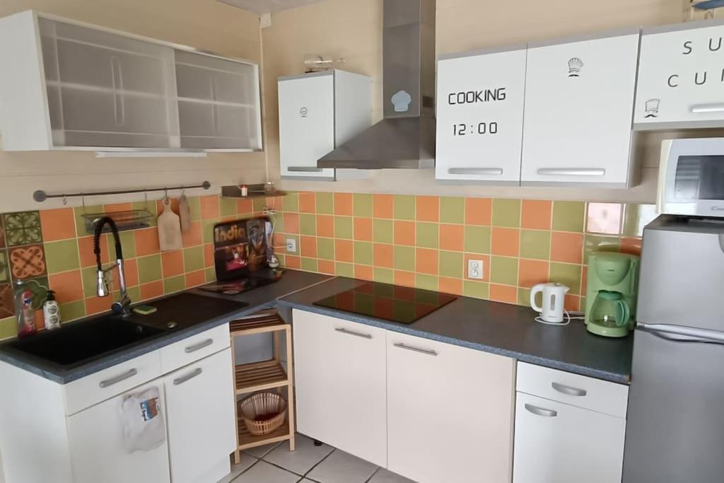 Holiday home Charmante Maisonnette Proche